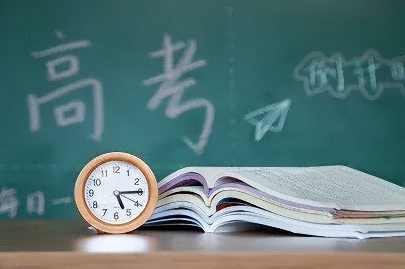 以青春之約立強(qiáng)國(guó)信仰，以奮斗之姿赴順澤之約