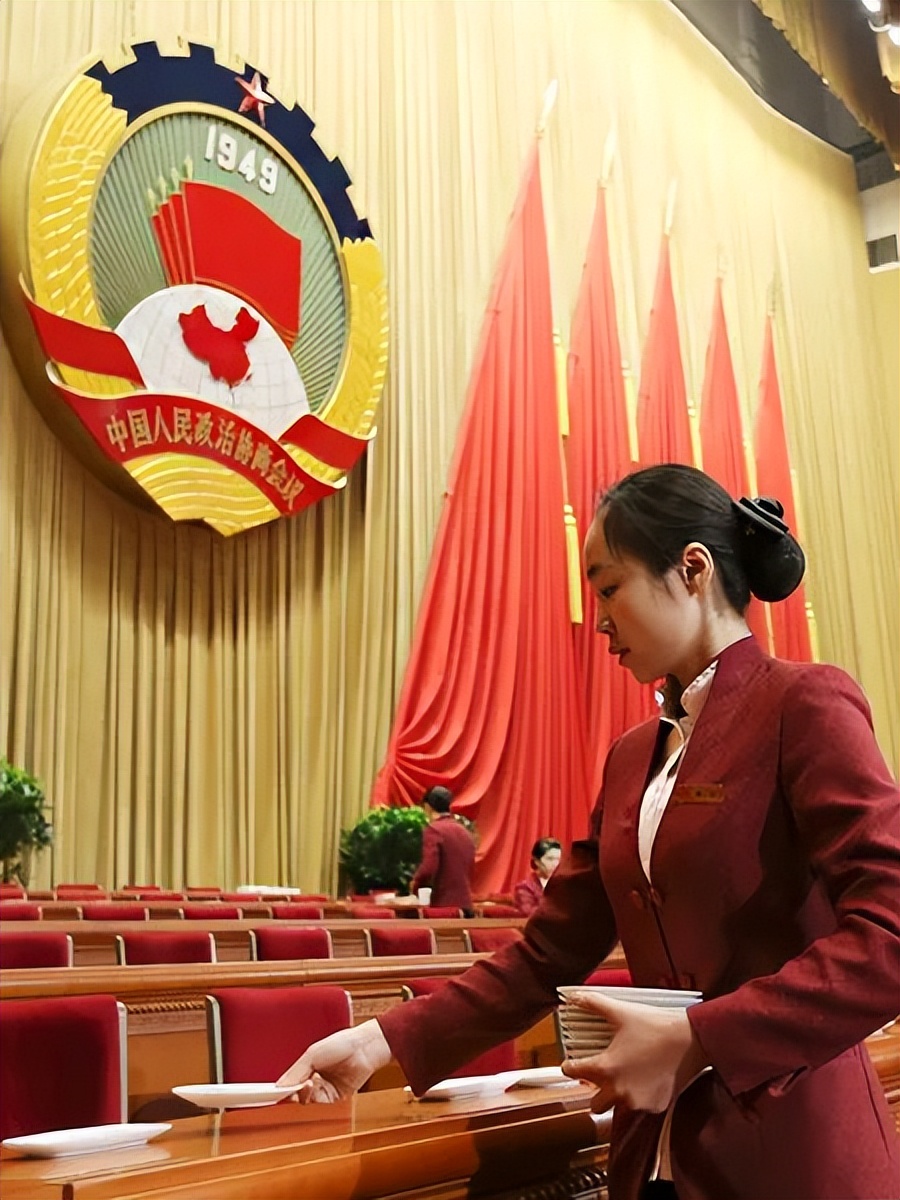 以青春之約立強(qiáng)國(guó)信仰，以奮斗之姿赴順澤之約